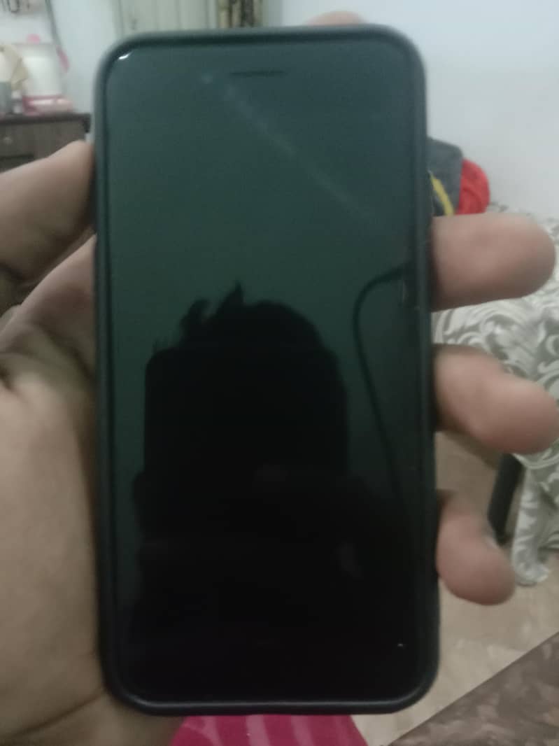 Apple iPhone 7 1