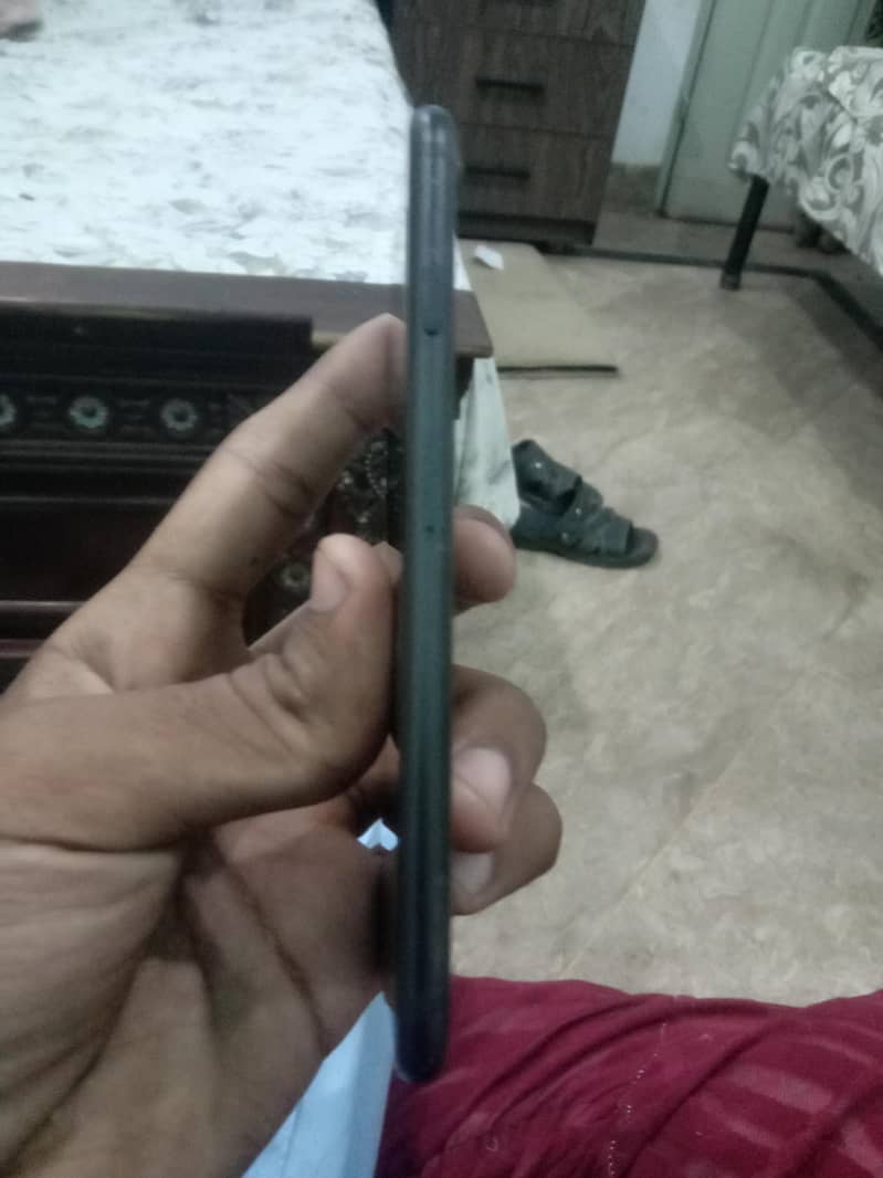 Apple iPhone 7 4
