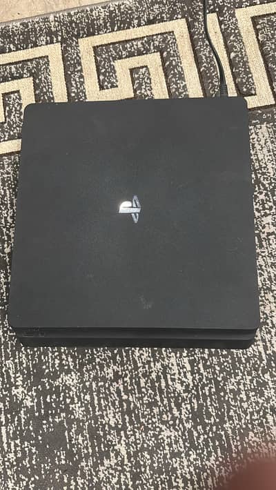 PS4 Slim 1TB | 2 Original Controllers | 6 Games | Latest Software | HD