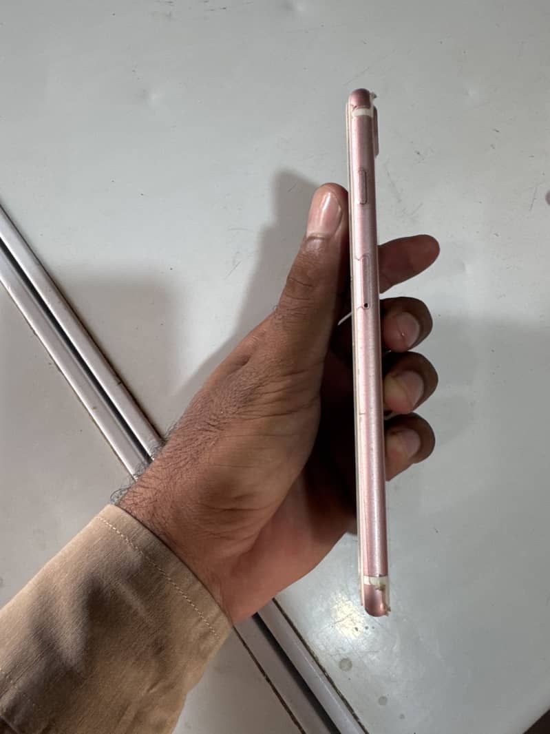 Apple iPhone 7 Plus 1