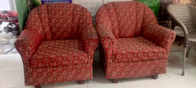Best sofa set and condition 9/10 all over best and best price
