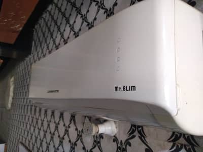 mitsubishi non inverter AC