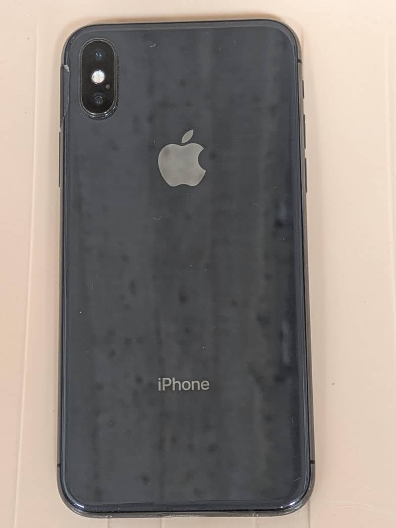 Apple iPhone X 4