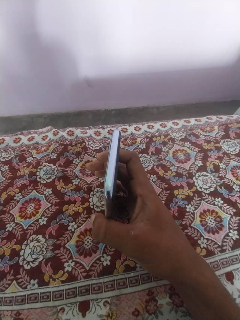 OPPO A95 1