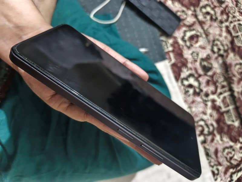 Realme C75 1