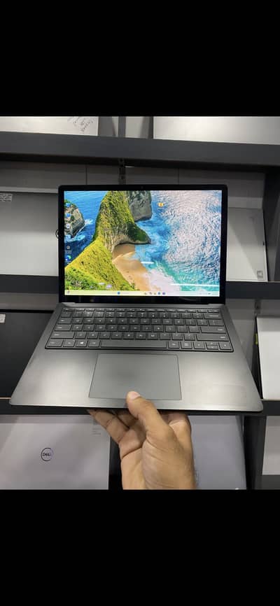 Microsoft Surface Laptop 4 13.5” | i5 11th Gen | 16GB | 256GB
