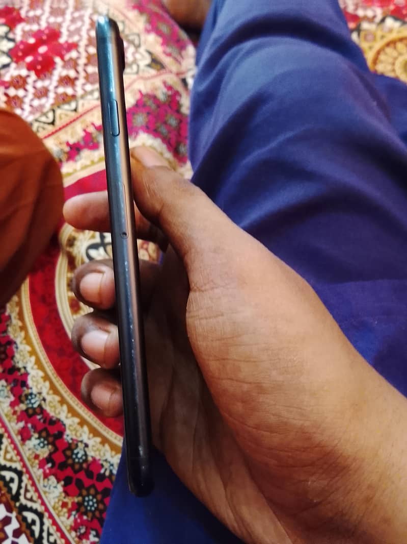 Apple iPhone 7 4