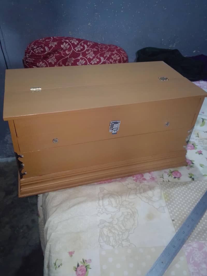 HARMONIUM 4