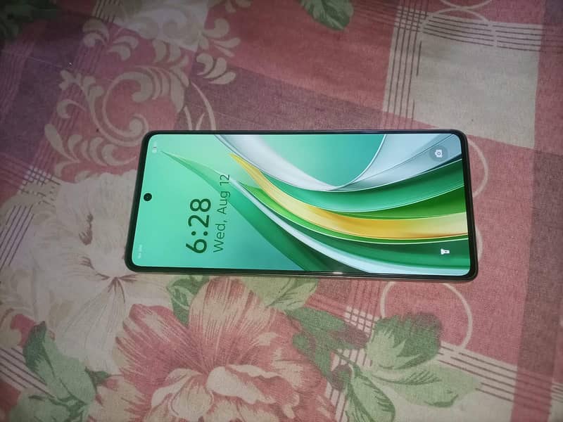 tecno camon 30  loewe 1