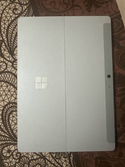 Microsoft surface de-atachable laptop