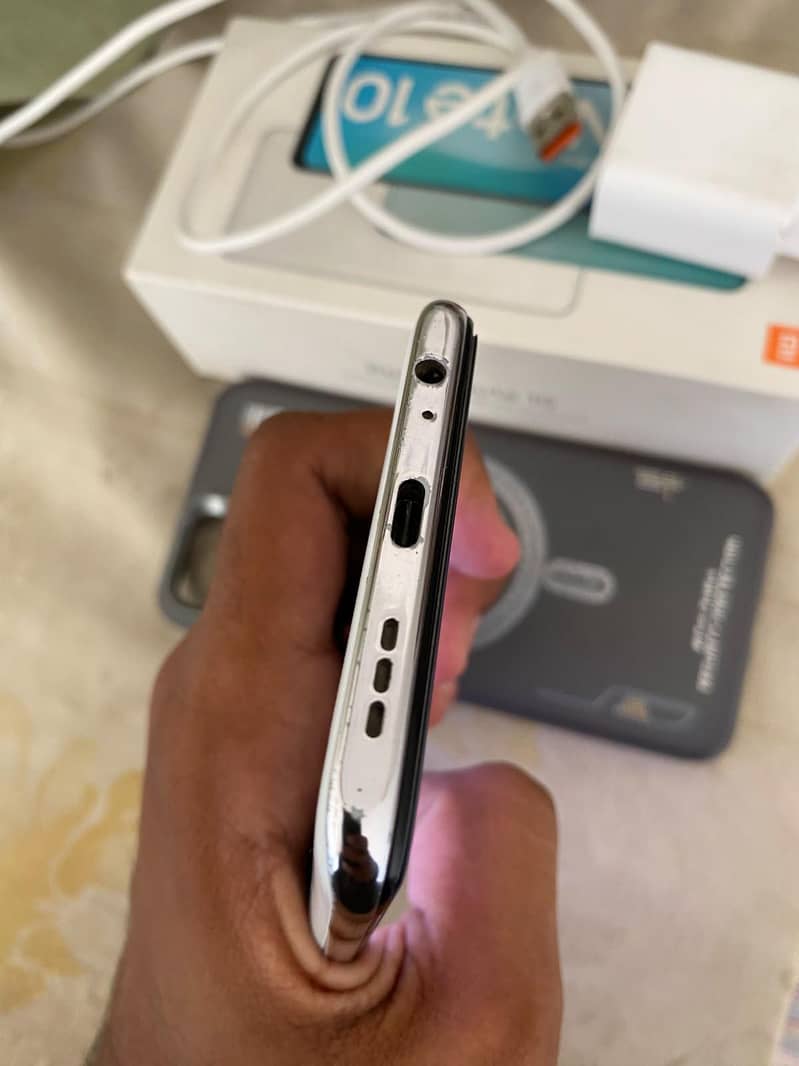 Xiaomi Mi Note 10 4