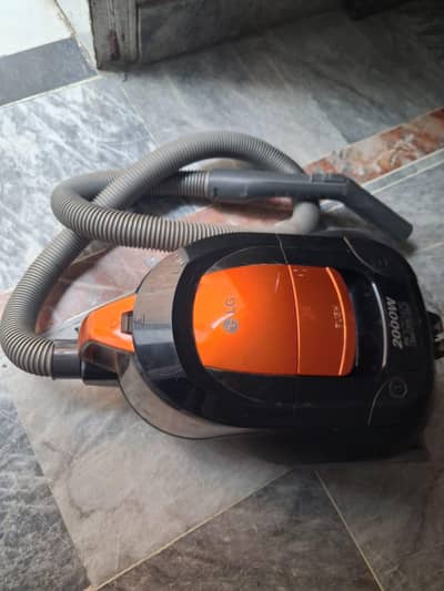 LG Company Vacuum Cleaner