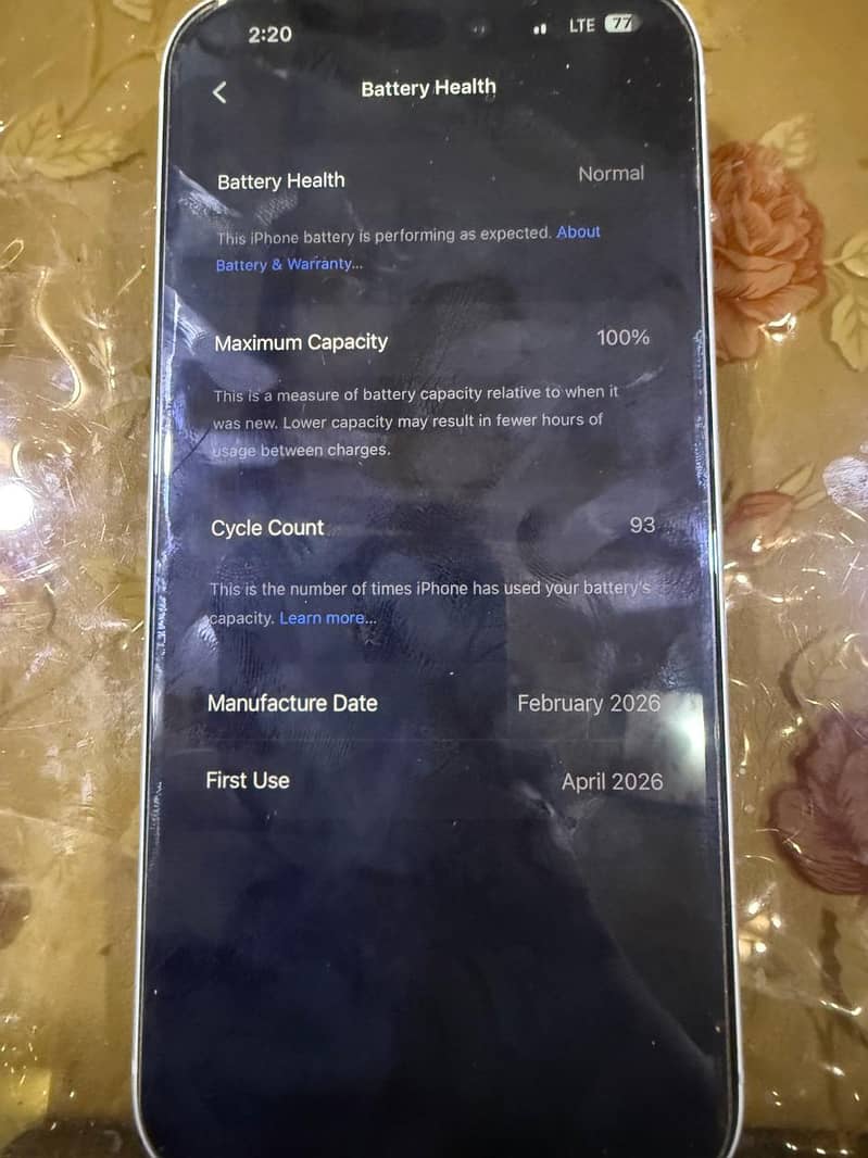 Apple iPhone 17 Pro Max 4