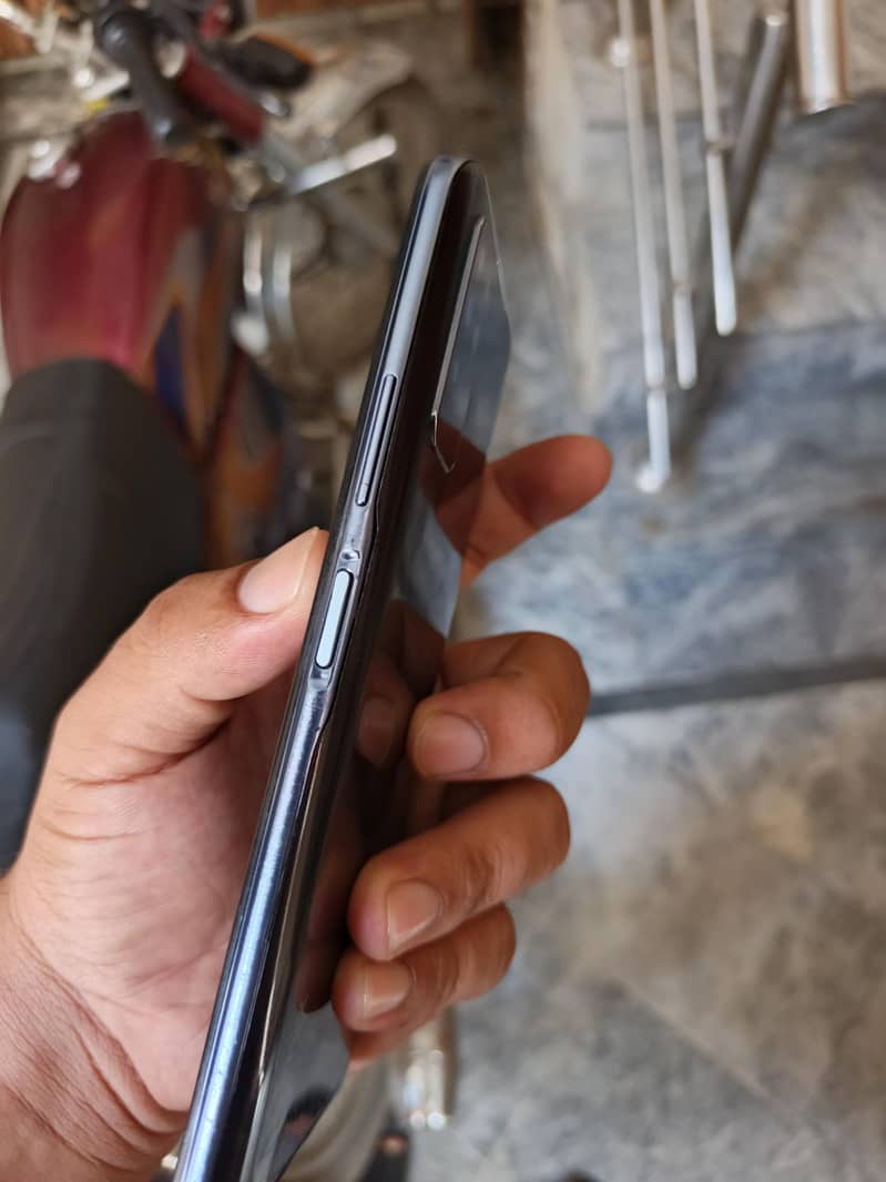 Infinix Note 8 3
