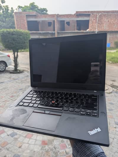 Lenovo Thinkpad T470p Core i5 7th Gen  8GB RAM  256GB SSD 2GB  GPU