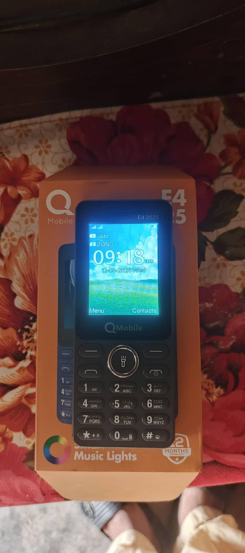 Sharp Aquos Sense9 2