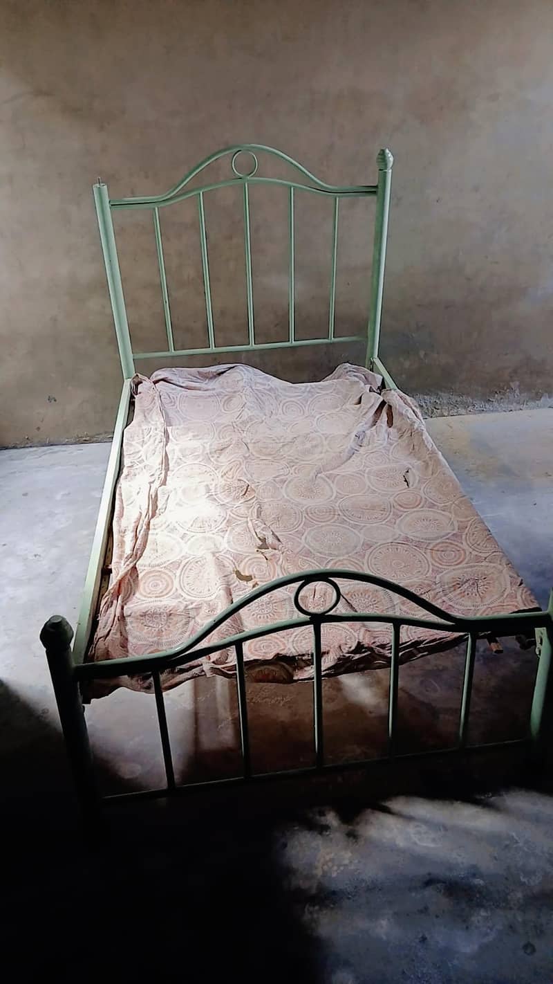 single bed 2