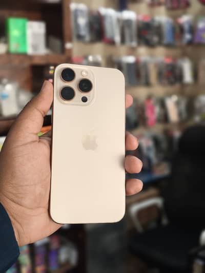 Apple iPhone 16 Pro Max