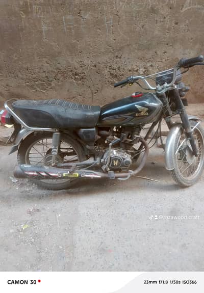 United 125 | Original Documents | Showroom Receipt | 80,000