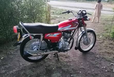 Honda 125cc urgent for sale model 2016
