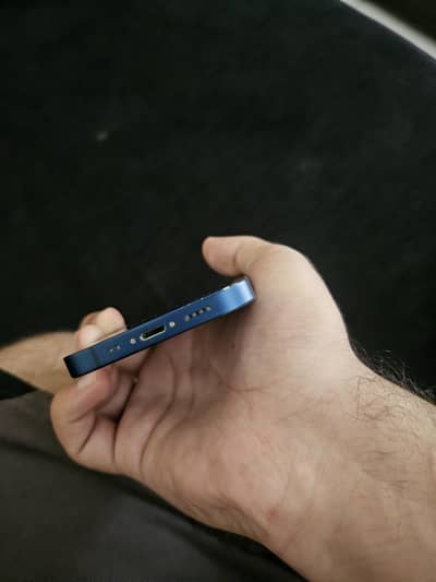 Apple iPhone 12 mini