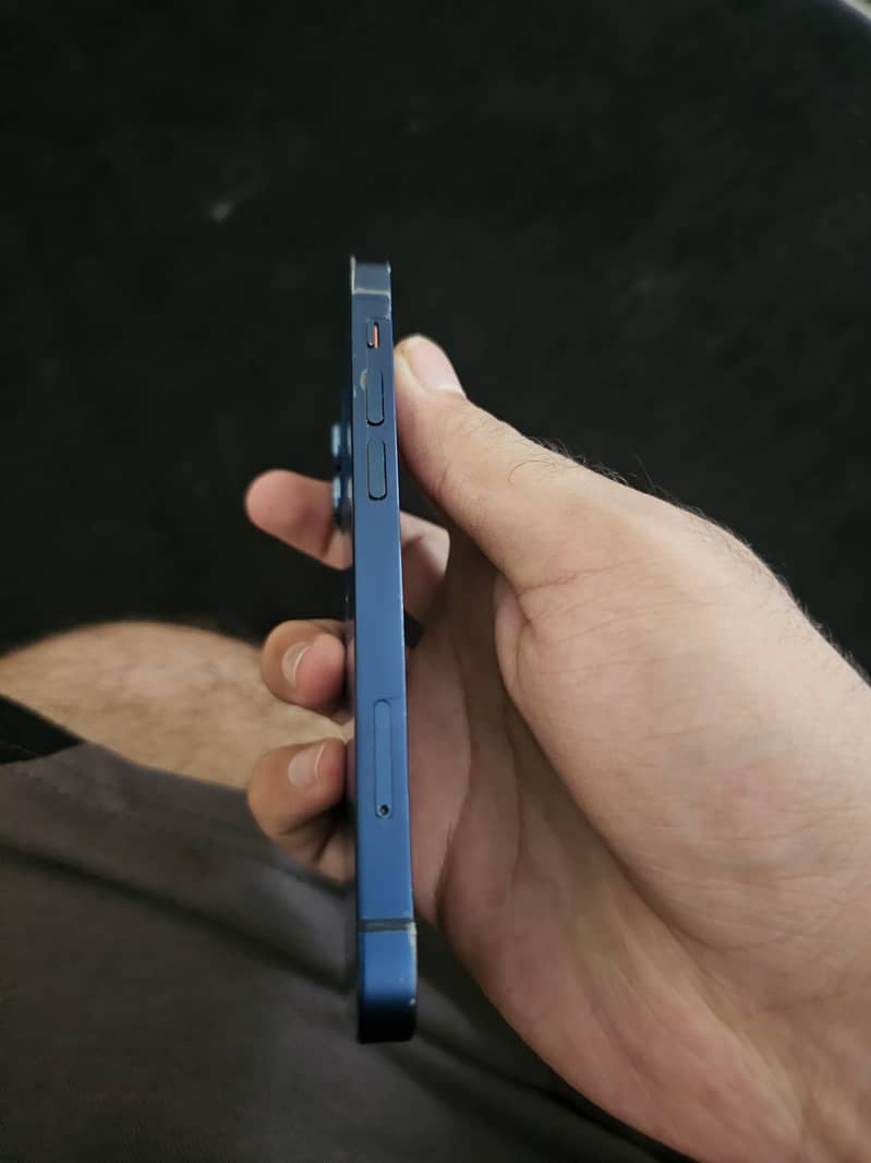 Apple iPhone 12 mini 2