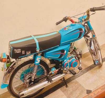 urgent sale need money contact me on 03135172967