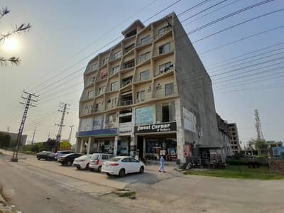 On Excellent Location Shop Is Available For Rent In Jubilee Town