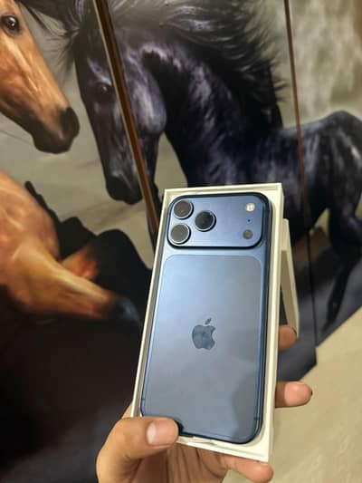 Apple iPhone 17 Pro Max FU