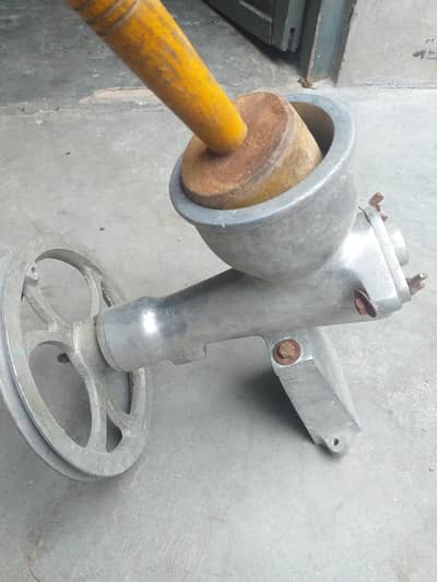 juicer mashine 03087120712