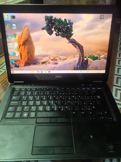 Dell Laptop Touch AMOLED display