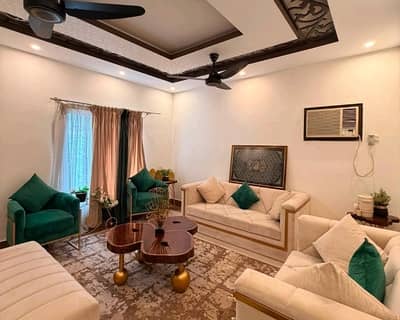 Centrally Located House In Gulshan-E-Iqbal - Block 18 Is Available For Sale