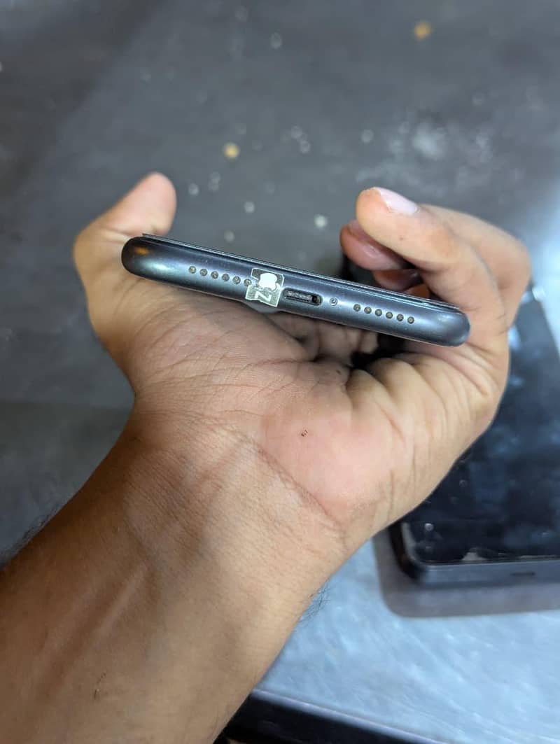 Apple iPhone 11 2