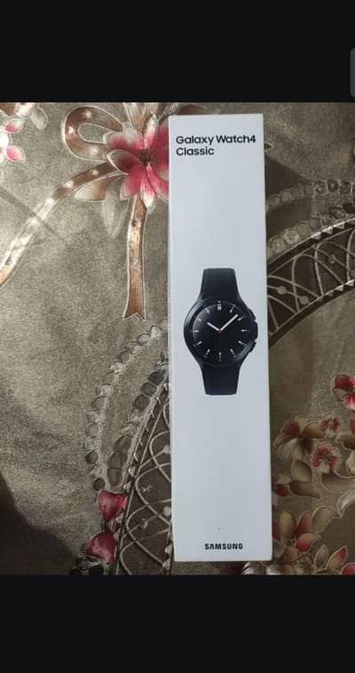 9/10 galaxy smart watch 4 classic everything is original