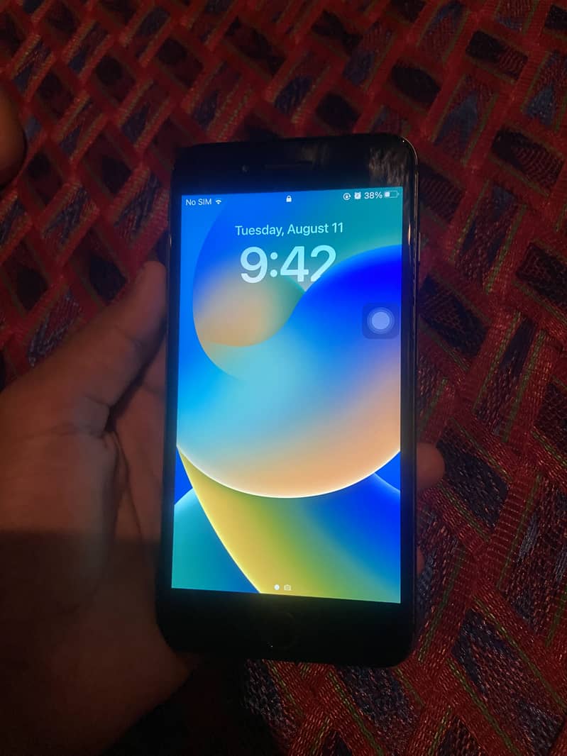 Apple iPhone 8 Plus 2