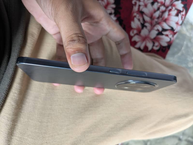 OPPO A5 Pro 4