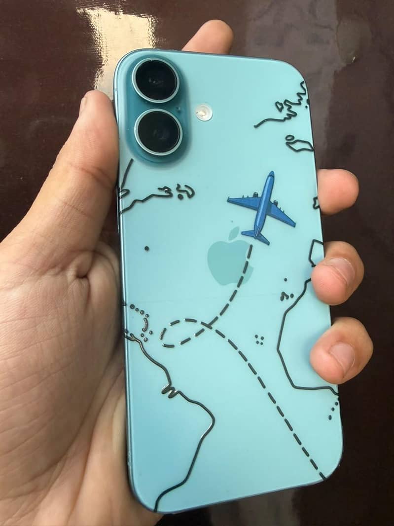Apple iPhone 16 1