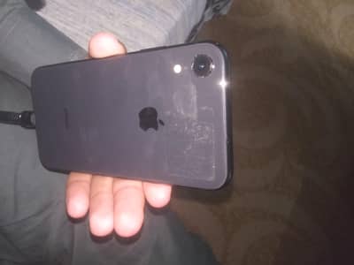 iphone xr 82BH 64gb