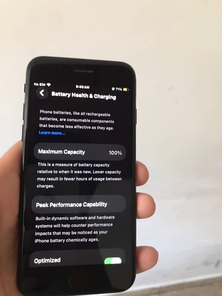 iPhone SE 3rd (generation) 3