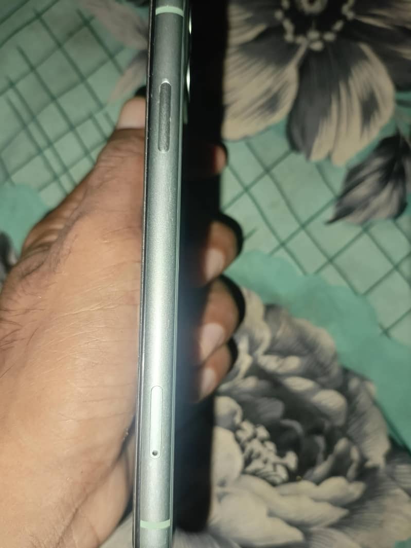 Apple iPhone 11 2