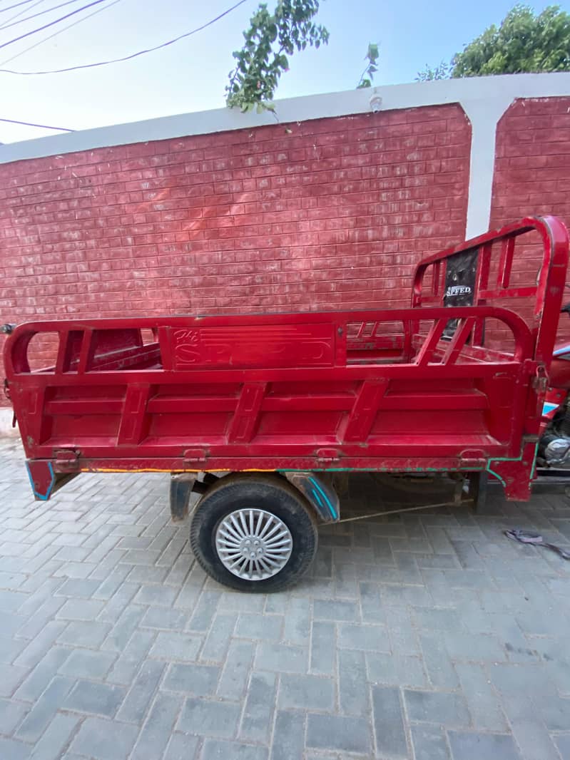 LOADER RIKSHA 2