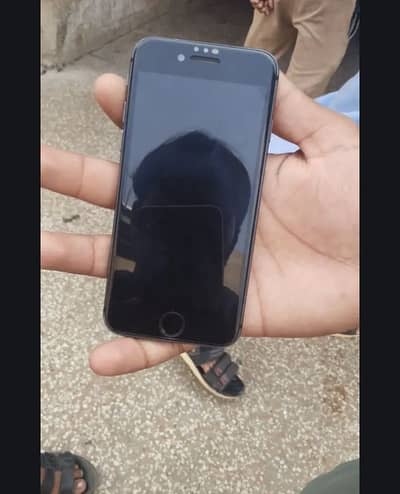 Apple iPhone 8