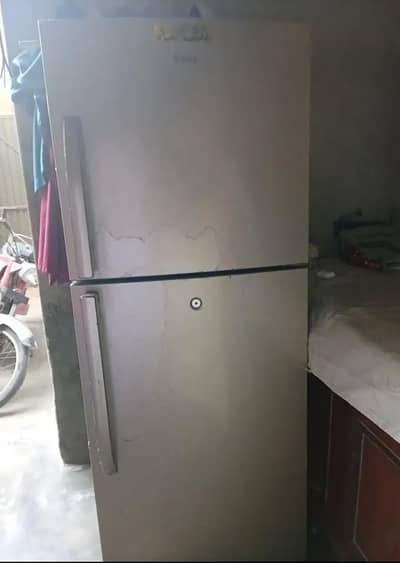 hair 12 cbq/ft in good condition laken compressor kharabi hua ha