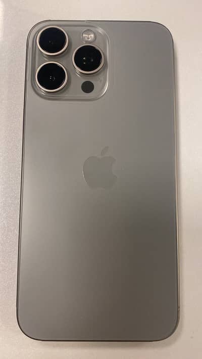 Apple iPhone 15 Pro Max Jv 100 health