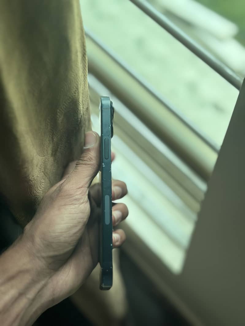 Apple iPhone 14 plus 5