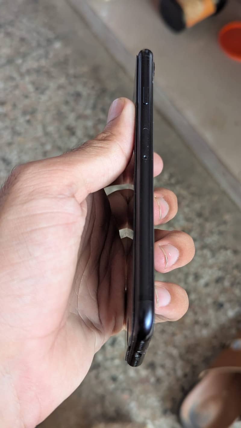 Apple iPhone SE 6