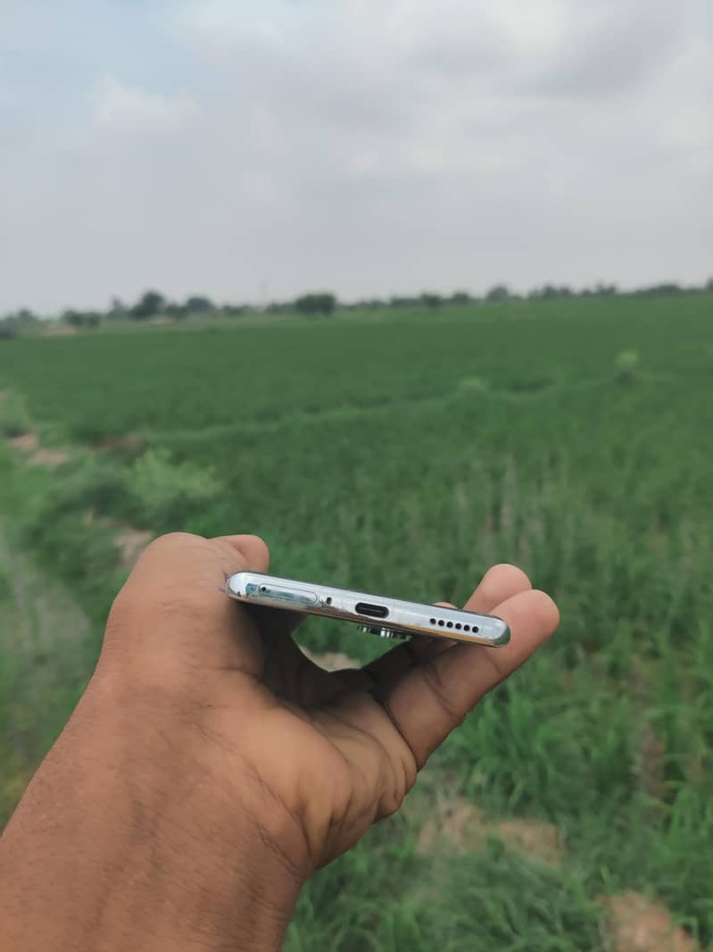 Tecno Camon 40 pro 2