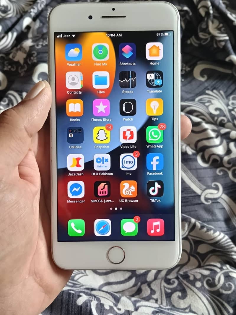 Apple iPhone 7 Plus 0