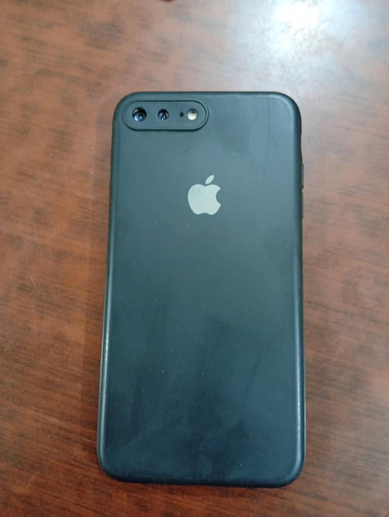 Apple iPhone 7 Plus 4