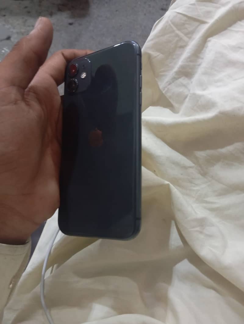 Apple iPhone 11 2